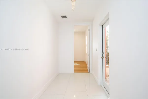 $8,500 | 510 Loretto Avenue, Unit 26, Coral Gables, FL 33146