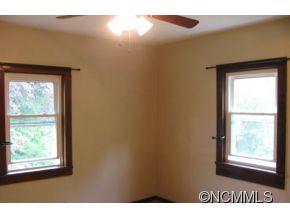 906 Fairview Road Sylva, NC 28779 - Photo 5 of 14 Gallery Image 5