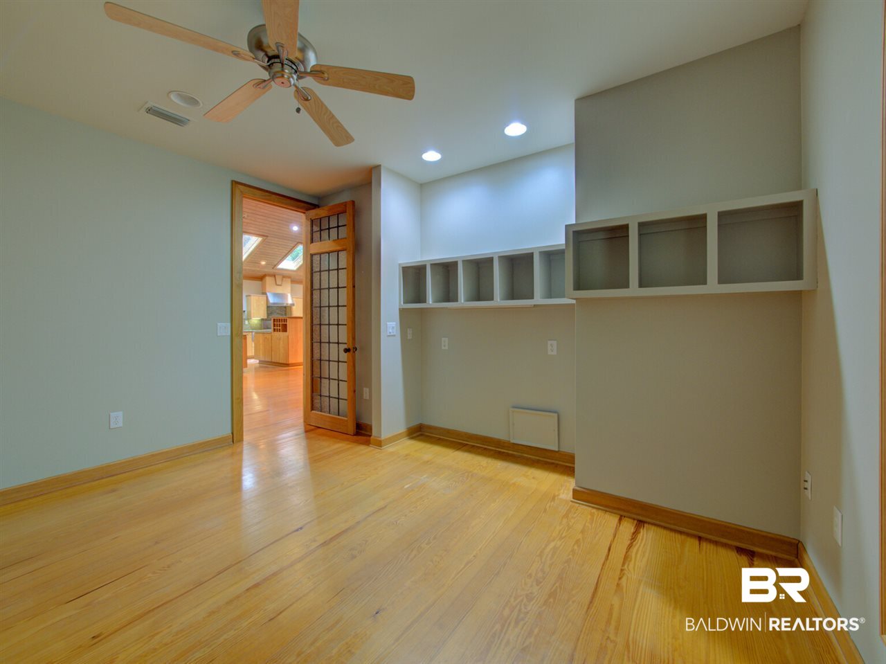 350 Grand Avenue Fairhope, AL 36532 - Photo 22 of 38 Office/Den