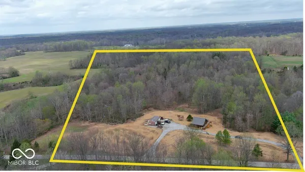 $525,000 | 3570 East County Road 20 North, North Vernon, IN 47265