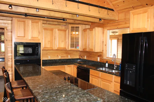 $525,000 | 3570 East County Road 20 North, North Vernon, IN 47265