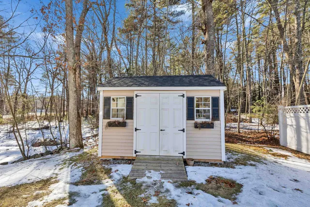 $739,900 | 30 Fox Meadow Lane, Merrimack, NH 03054