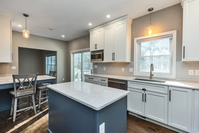 $739,900 | 30 Fox Meadow Lane, Merrimack, NH 03054