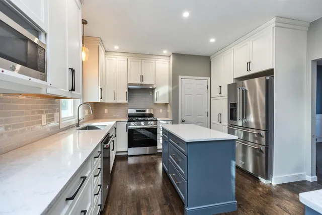 $739,900 | 30 Fox Meadow Lane, Merrimack, NH 03054