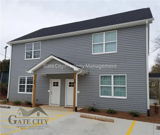 $1,500 | 40 East 4th Street, Lexington, NC 27292