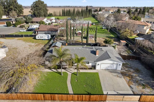 $949,000 | 25820 South MacArthur Drive, Tracy, CA 95376