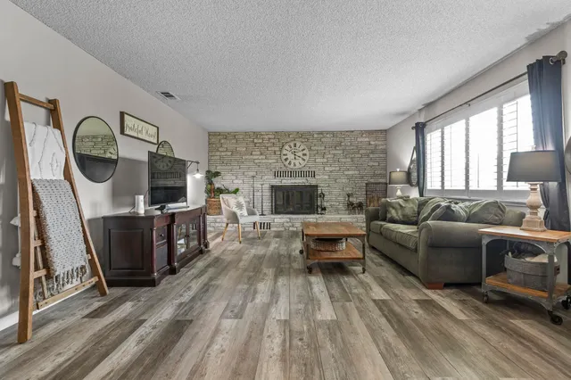 $949,000 | 25820 South MacArthur Drive, Tracy, CA 95376