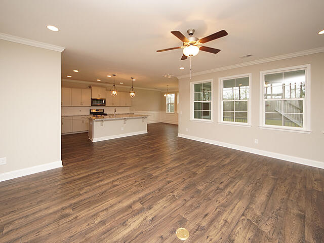 408 Grove End Road Moncks Corner, SC 29461 - Photo 7 of 35 07