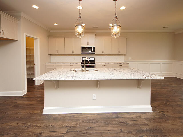 408 Grove End Road Moncks Corner, SC 29461 - Photo 8 of 35 08