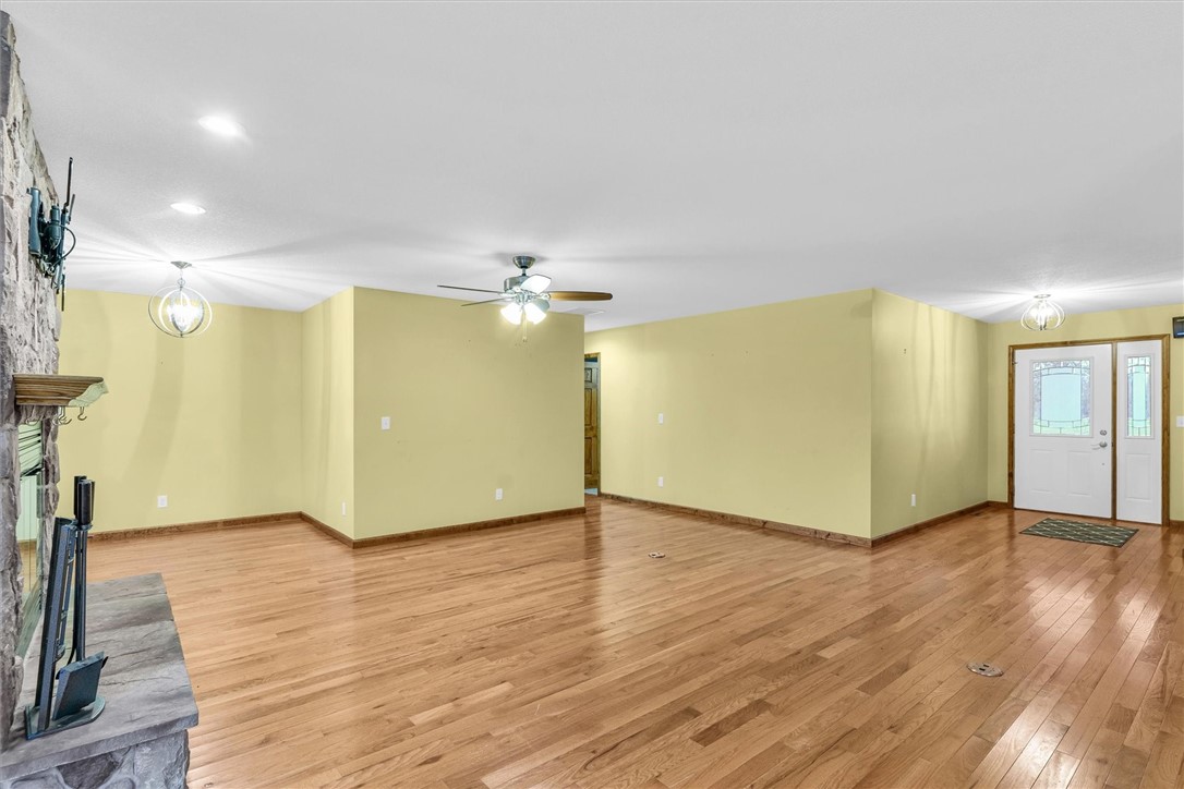 6 Grandview Heights Findlay, IL 62534 - Photo 7 of 36