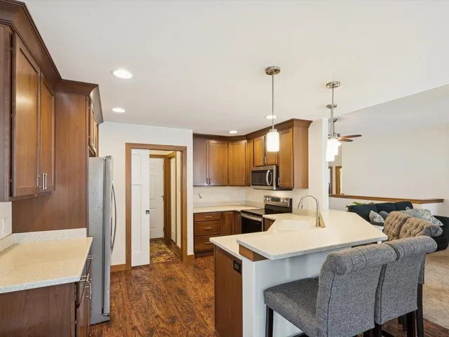 $379,900 | 116 Pinehurst Drive, Eldridge, IA 52748