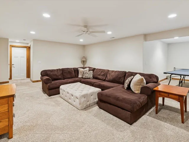 $379,900 | 116 Pinehurst Drive, Eldridge, IA 52748