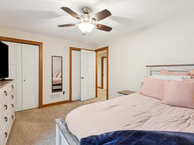 $379,900 | 116 Pinehurst Drive, Eldridge, IA 52748