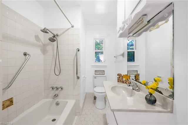 $224,900 | 702 Hampton Street, Eden, NC 27288