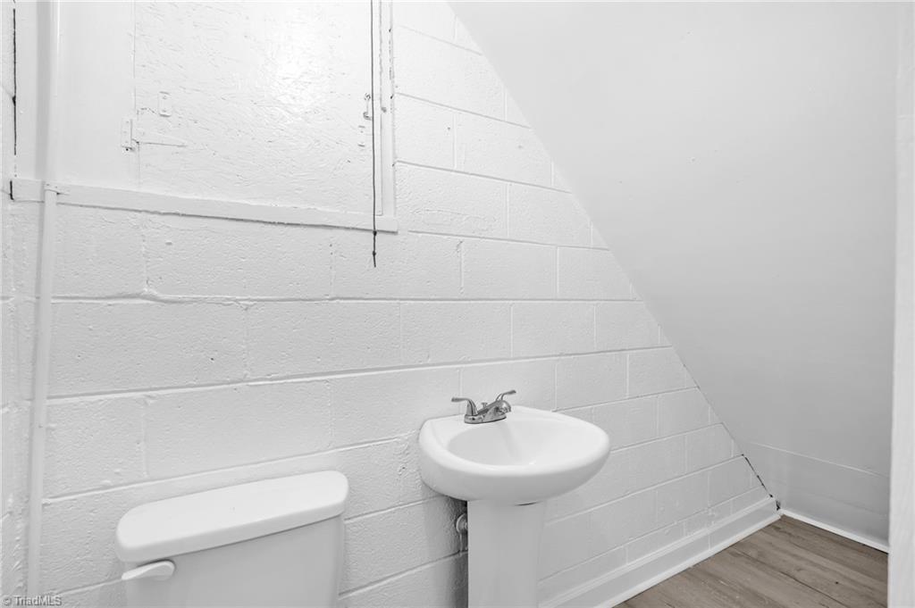 702 Hampton Street Eden, NC 27288 - Photo 29 of 34