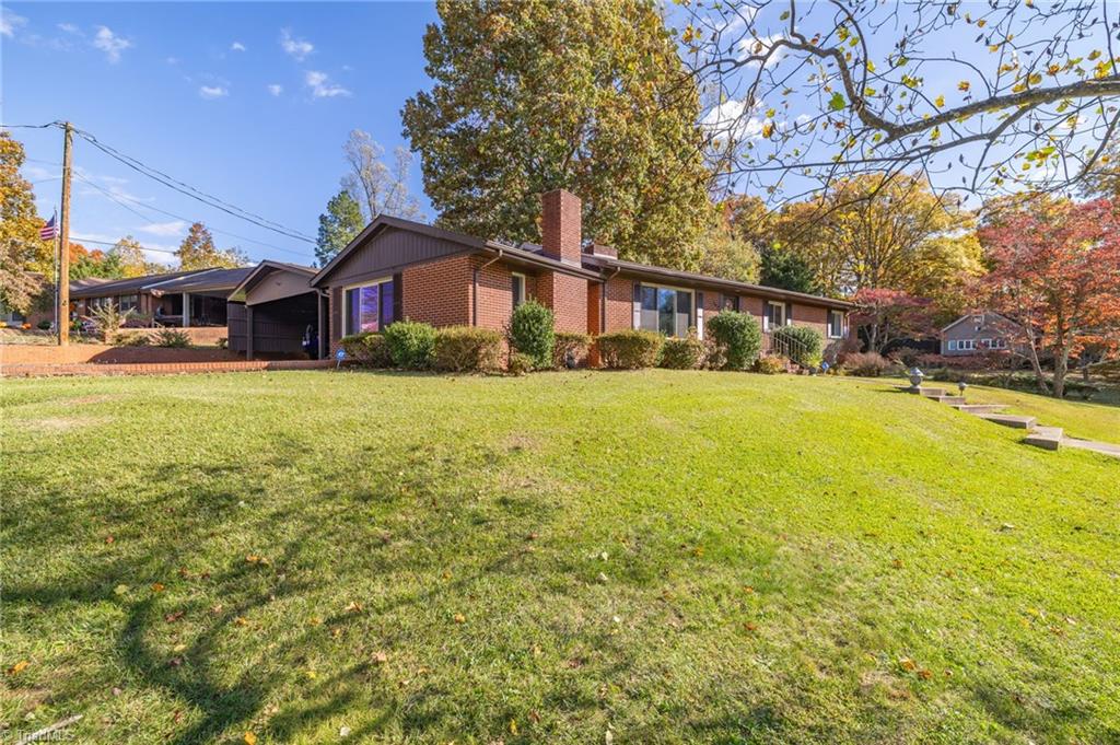 702 Hampton Street Eden, NC 27288 - Photo 3 of 34