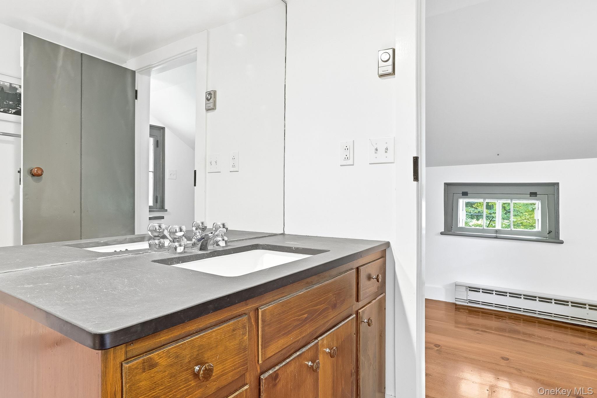 91 Slate Quarry Road Rhinebeck, NY 12572 - Photo 14 of 35