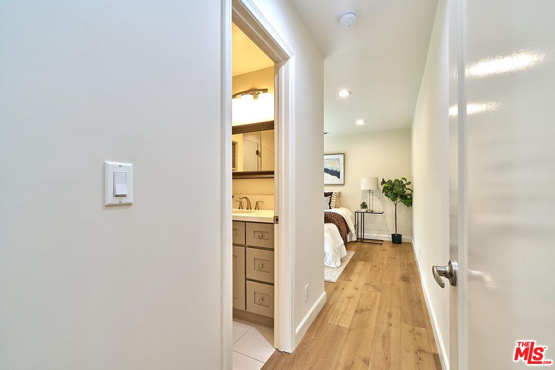 12041 Weatherby Road Los Alamitos, CA 90720 - Photo 24 of 32