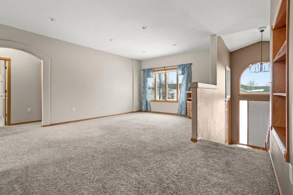 $499,900 | 1410 Mendenhall Avenue, Breckenridge, MN 56520