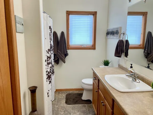 $499,900 | 1410 Mendenhall Avenue, Breckenridge, MN 56520