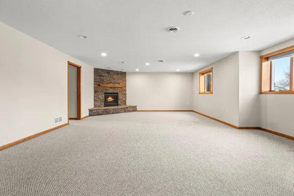 $499,900 | 1410 Mendenhall Avenue, Breckenridge, MN 56520