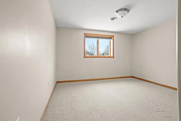 $499,900 | 1410 Mendenhall Avenue, Breckenridge, MN 56520