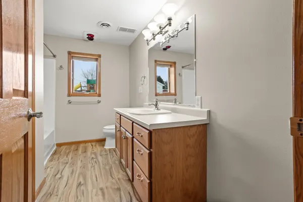 $499,900 | 1410 Mendenhall Avenue, Breckenridge, MN 56520