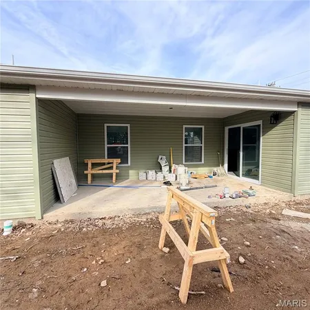 $285,000 | 13244 Half Drive, Dixon, MO 65459