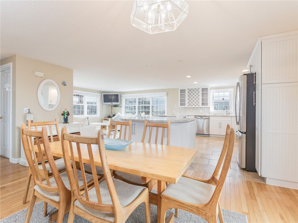8 Uzzi Avenue Westerly, RI 02891 - Photo 8 of 28 Gallery Image 8