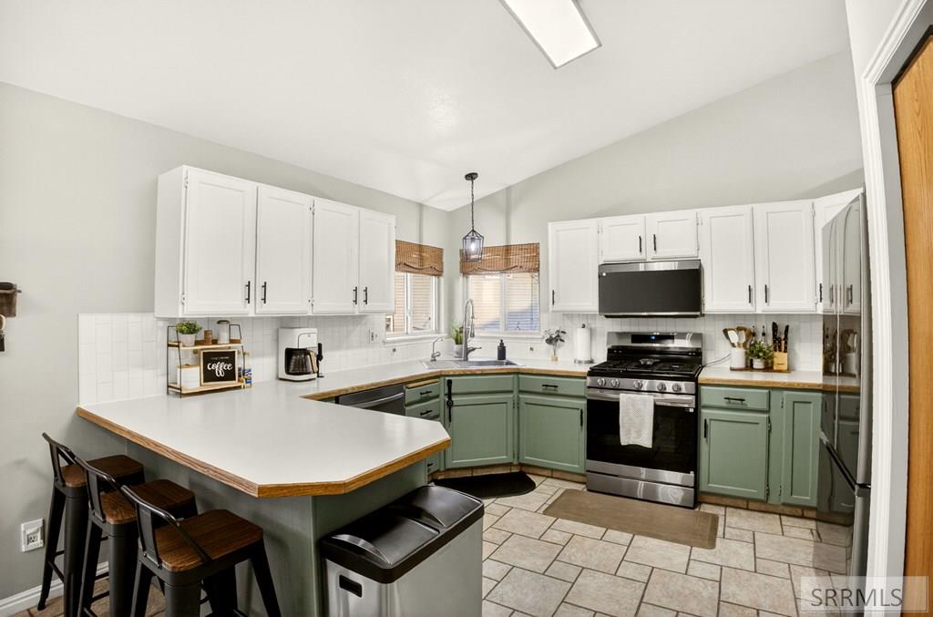 1444 Delphic Way Pocatello, ID 83201 - Photo 11 of 44