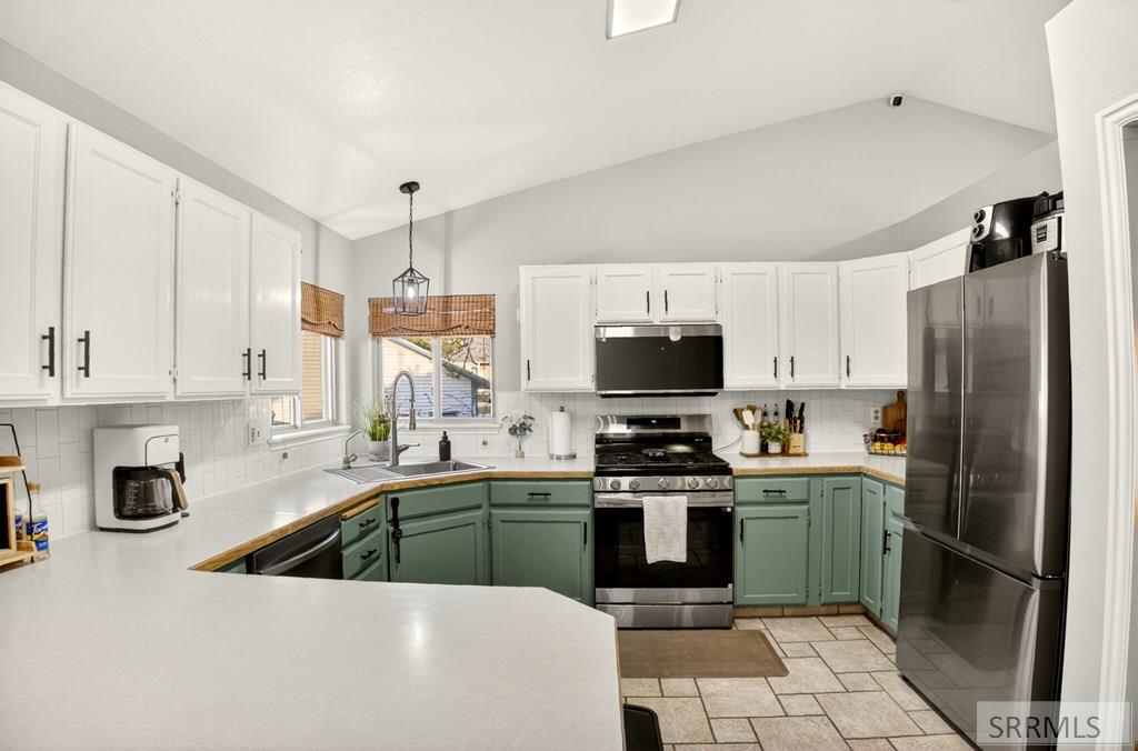 1444 Delphic Way Pocatello, ID 83201 - Photo 12 of 44