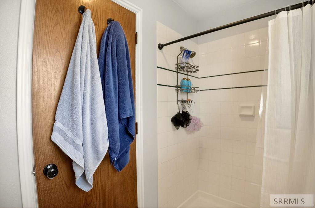 1444 Delphic Way Pocatello, ID 83201 - Photo 23 of 44