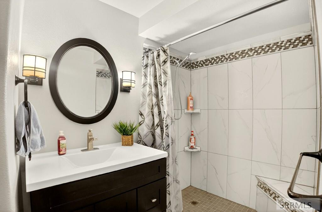 1444 Delphic Way Pocatello, ID 83201 - Photo 28 of 44