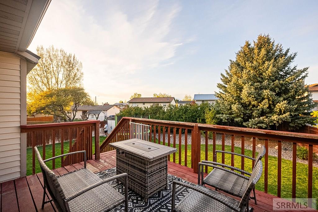 1444 Delphic Way Pocatello, ID 83201 - Photo 36 of 44