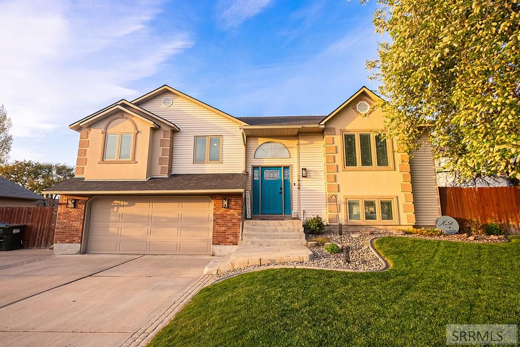 1444 Delphic Way Pocatello, ID 83201 - Photo 4 of 44
