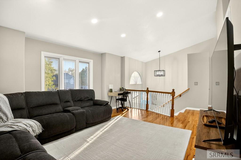 1444 Delphic Way Pocatello, ID 83201 - Photo 8 of 44