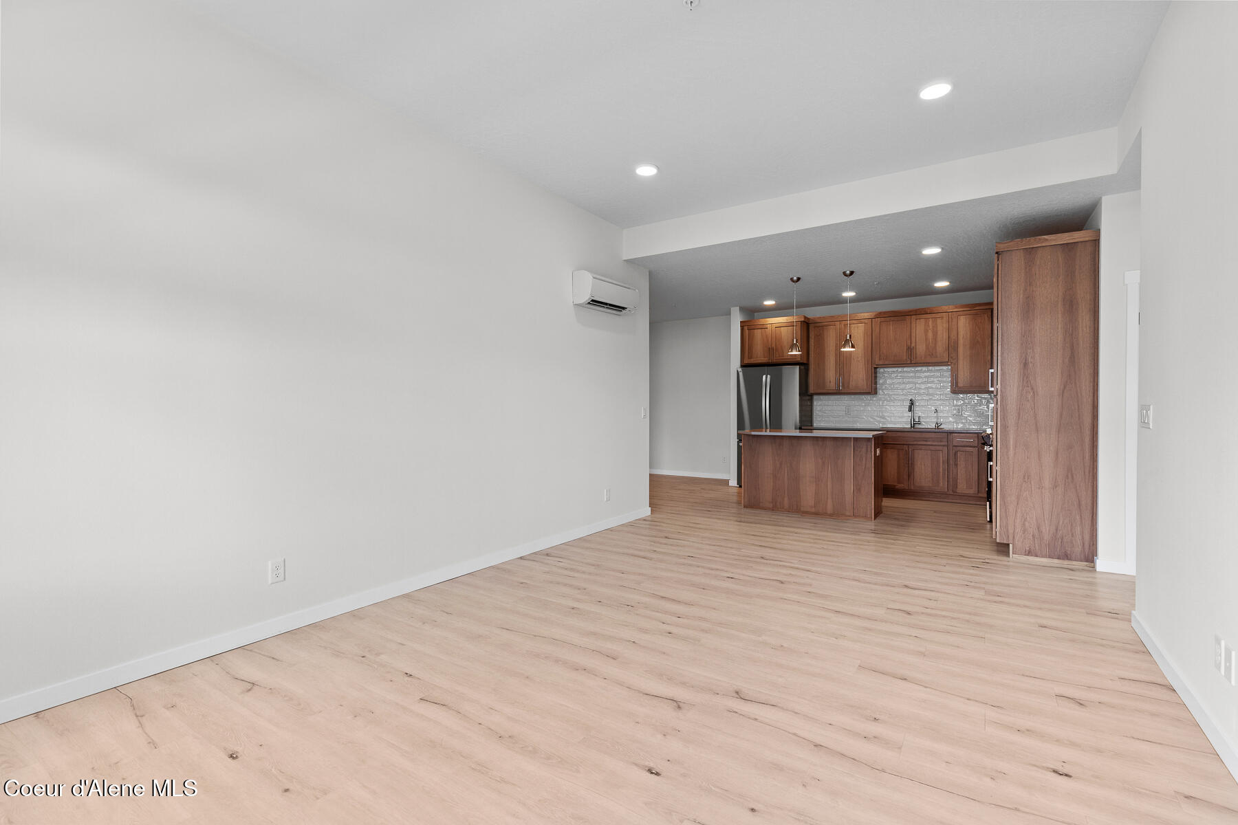 6480 North Atlas Road, Unit 208 Coeur D'Alene, ID 83815 - Photo 8 of 22 6480NAtlasRdUnit208-6
