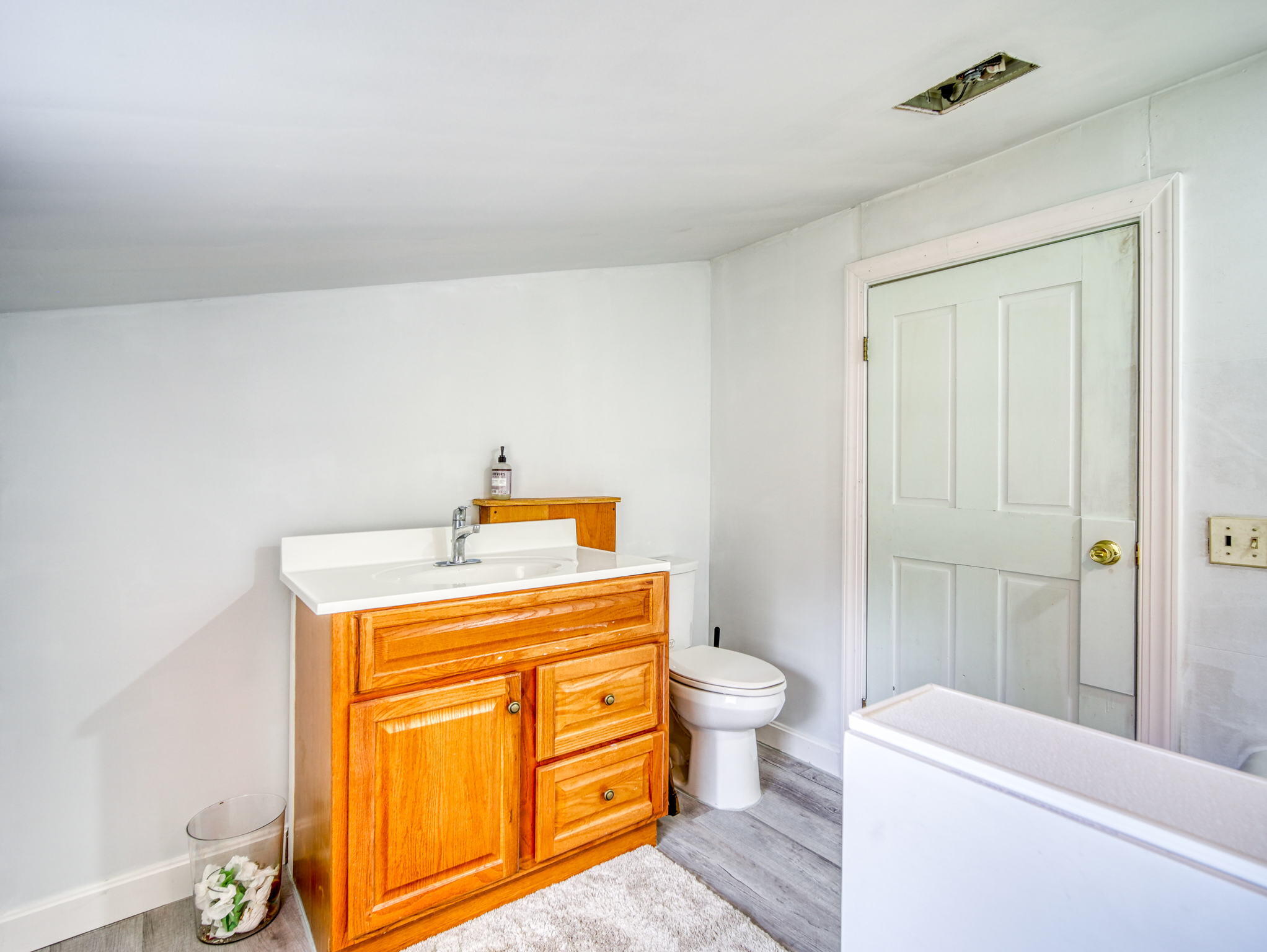 11 Blackstrap Road Cumberland Center, ME 04021 - Photo 20 of 45 2nd Floor Bathroom