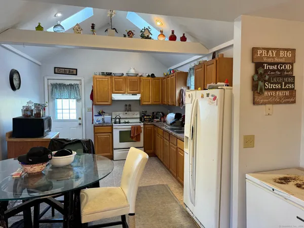 $299,000 | 19 Bolles Street, Putnam, CT 06260