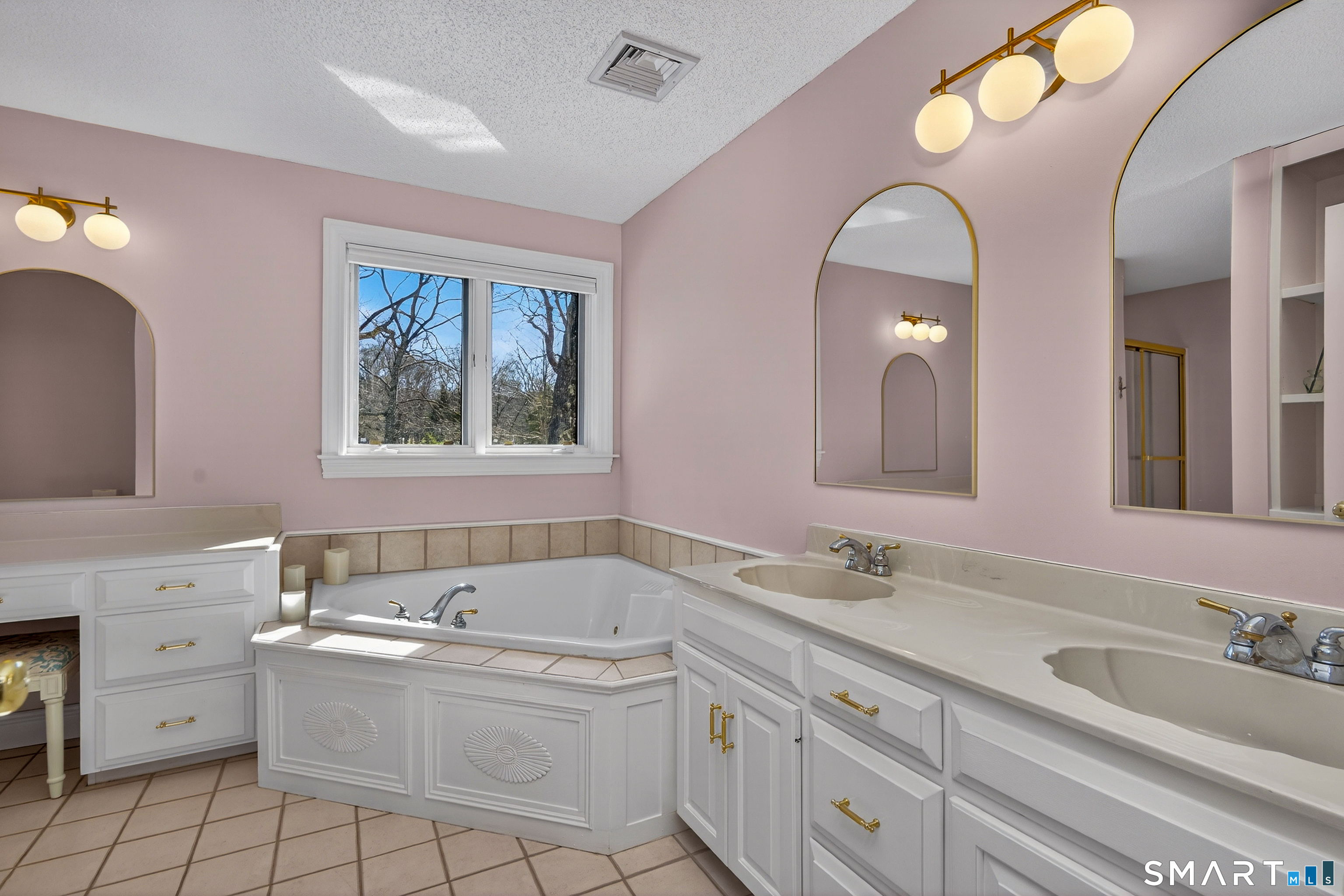 151 Pine Hill Road Tolland, CT 06084 - Photo 25 of 41