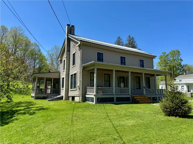 $299,000 | 2395 State Hwy Mount, Mount Vision, NY 13810