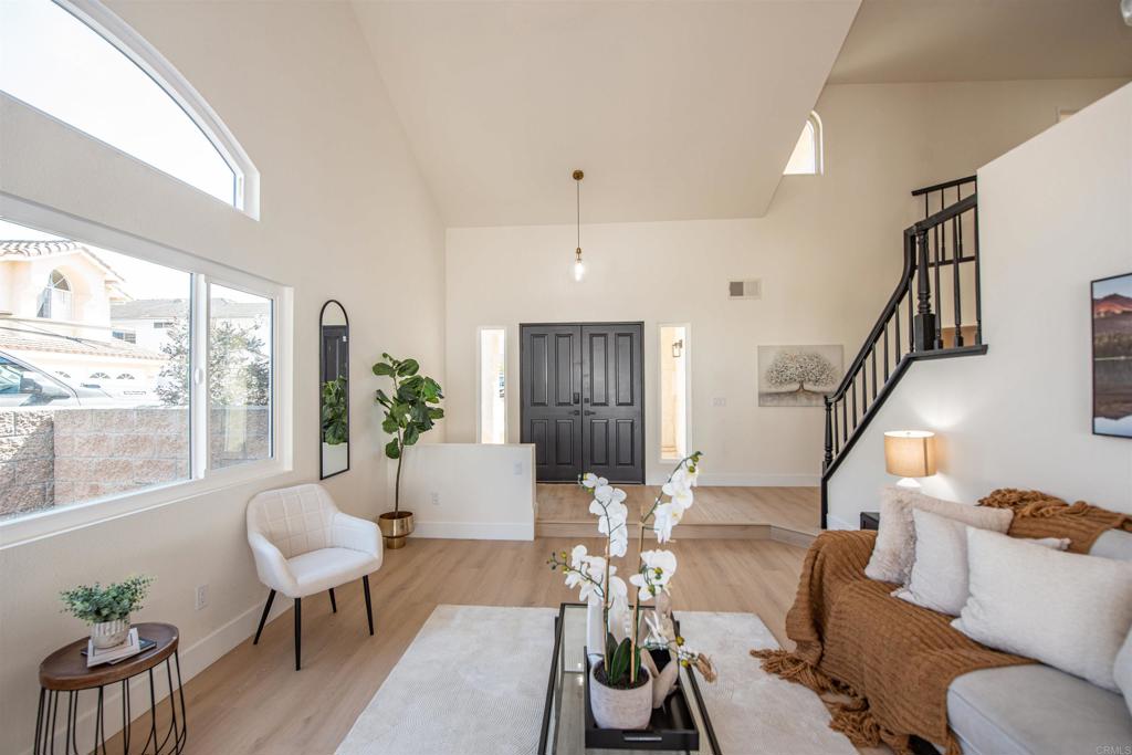 2038 Ridgeline Avenue Vista, CA 92081 - Photo 8 of 41