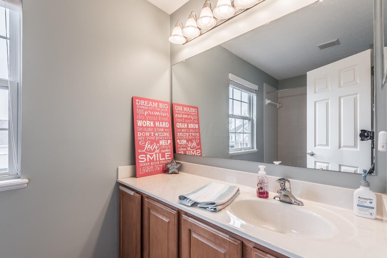255 Watson Way Powell, OH 43065 - Photo 20 of 35 Gallery Image 20