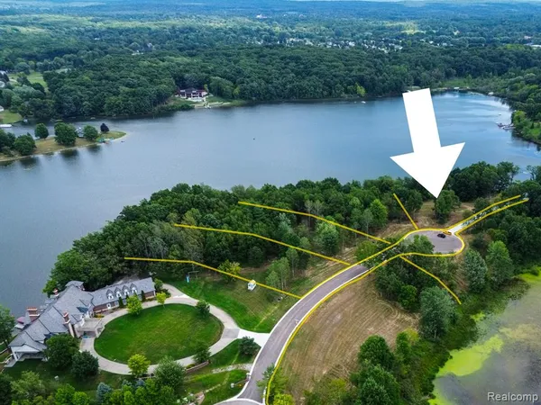 $449,000 | 5 Lakeshore Drive, Columbiaville, MI 48421