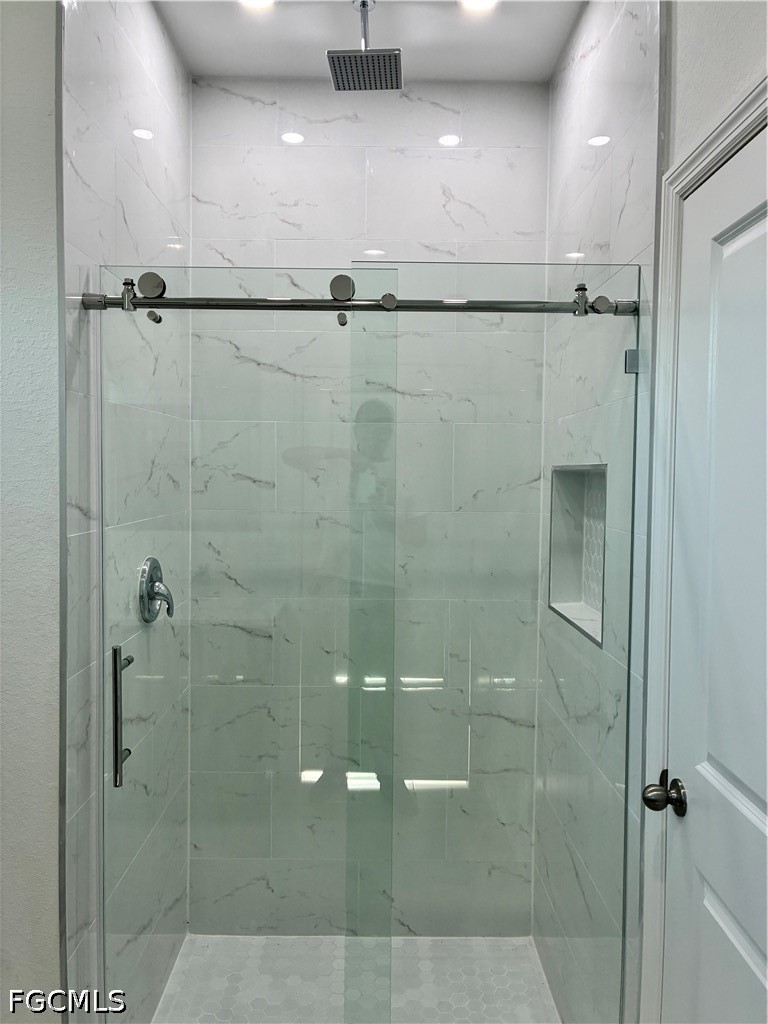 2022 Granada Road LaBelle, FL 33935 - Photo 20 of 43 a bathroom with a shower