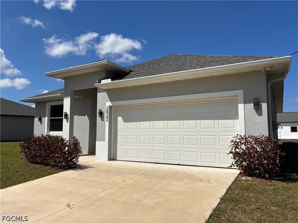 2022 Granada Road LaBelle, FL 33935 - Photo 2 of 43 a view of a house with a patio