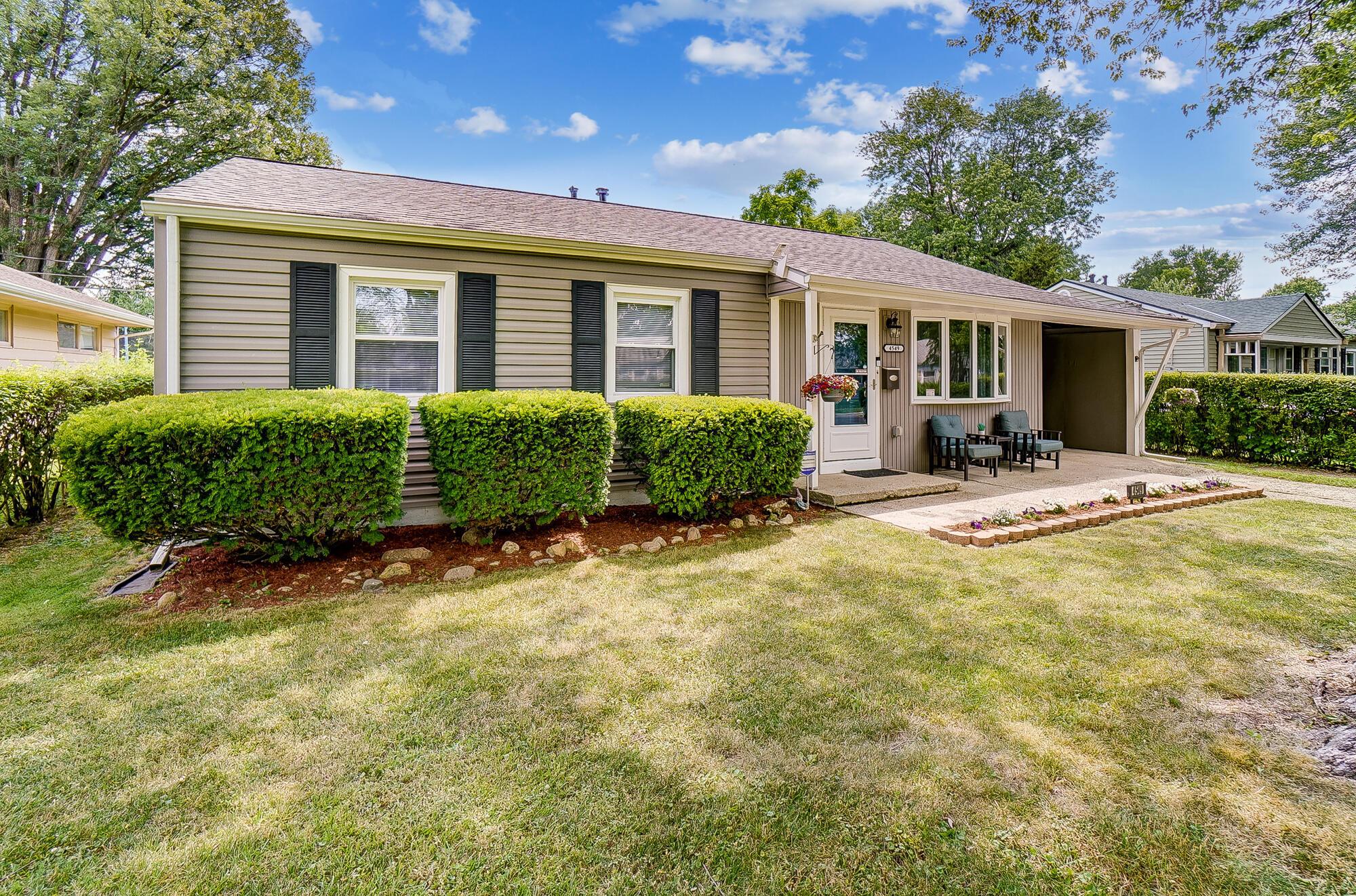 4549 Grimsby Road Columbus, OH 43227 - Photo 2 of 22 Front