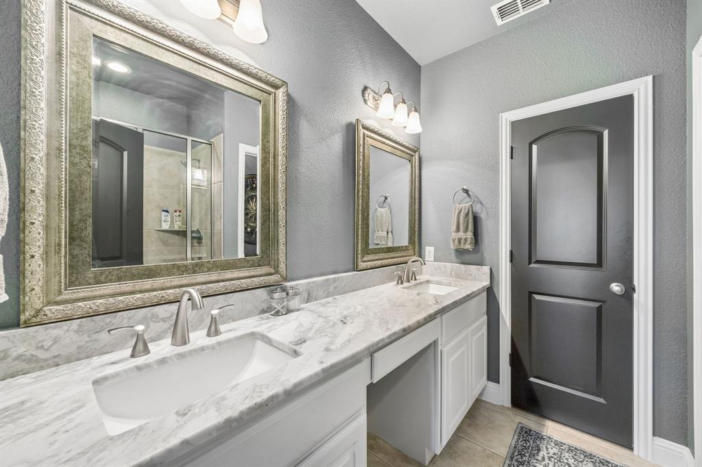 5740 Robbie Road Plano, TX 75024 - Photo 18 of 26 Gallery Image 18