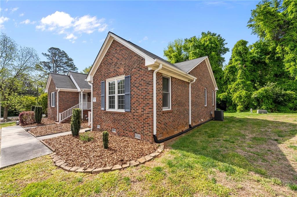 1745 Malone Road, Unit B Burlington, NC 27215 - Photo 2 of 27