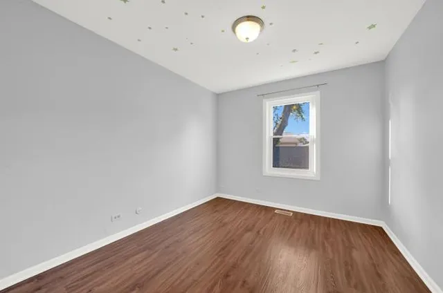 $2,400 | 234 Dakota Court, Unit C, Bolingbrook, IL 60440